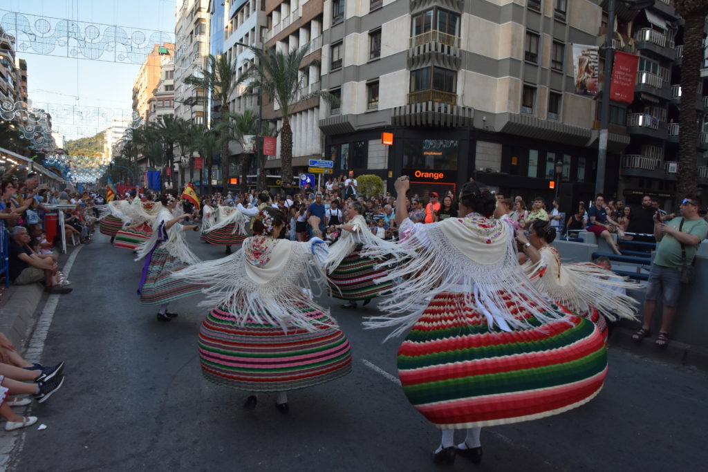 PINOSO PARTICIPARÁ EN EL DESFILE FOLKLÓRICO DE ALICANTE MCM Pinoso