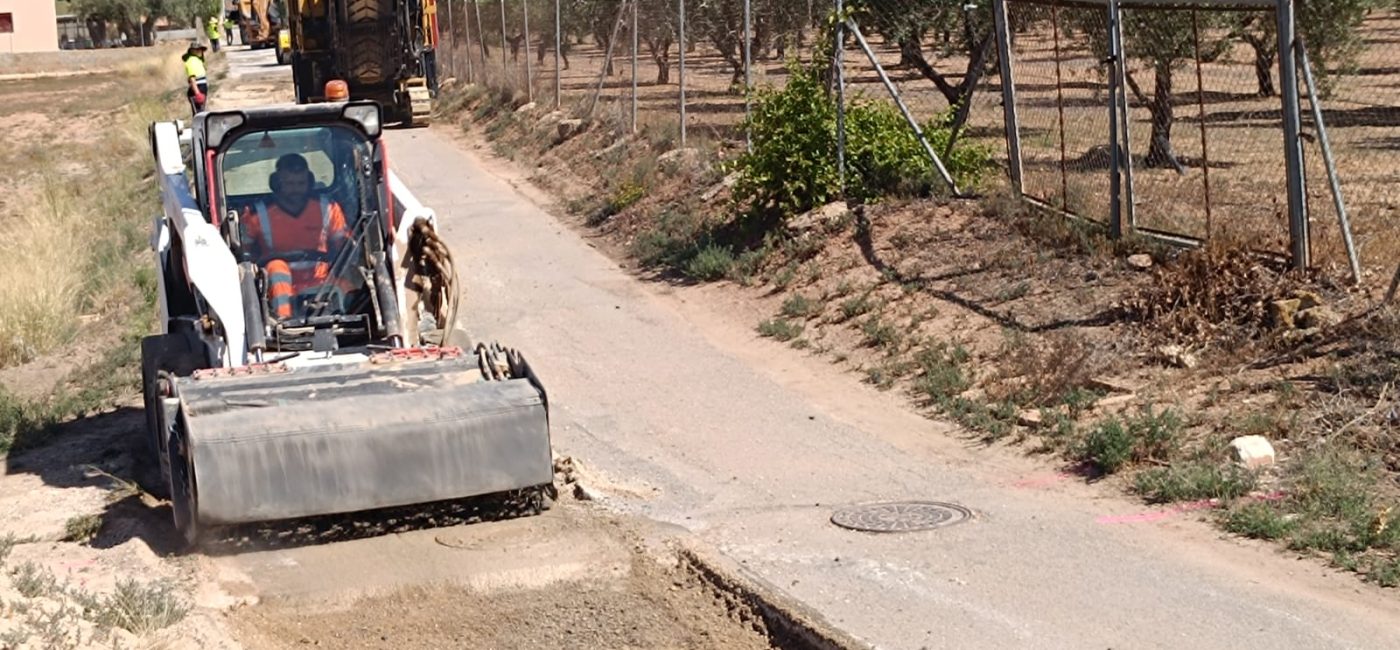04-09-2025 INICIO OBRAS CAMINO CAÑADA ROJA (2)