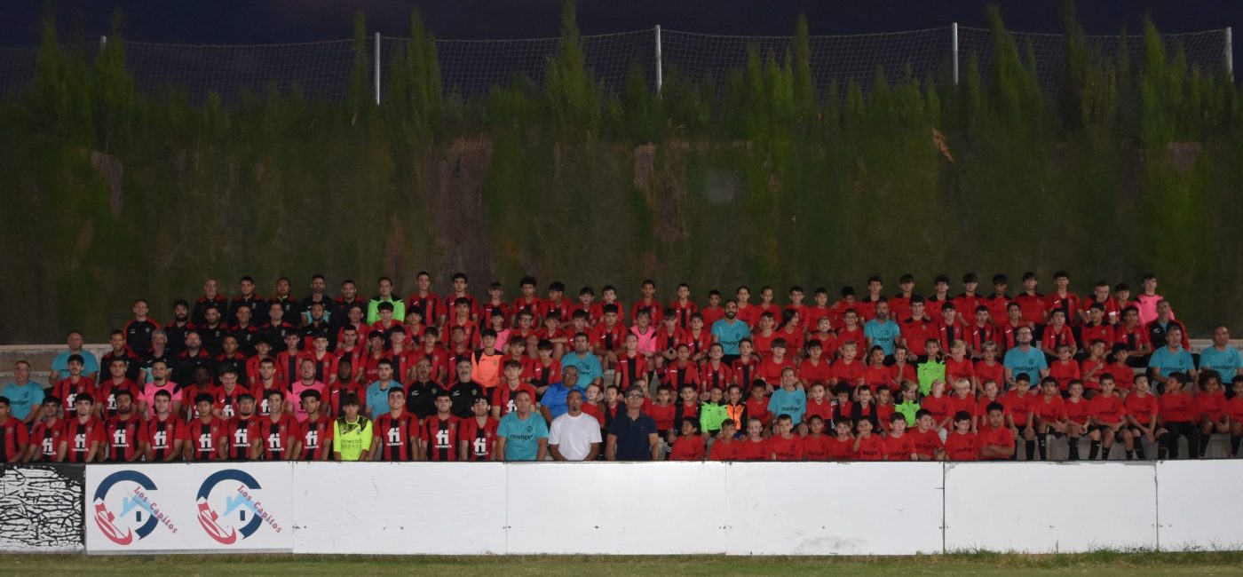 04-10-24 PRESENTACIÓN EQUIPOS DE FÚTBOL (96)