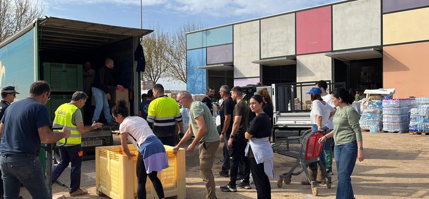 05-11-2024 ENTREGA ENVÍO EN PICANYA (15) 05-11-2024 ENTREGA ENVÍO EN PICANYA (15)