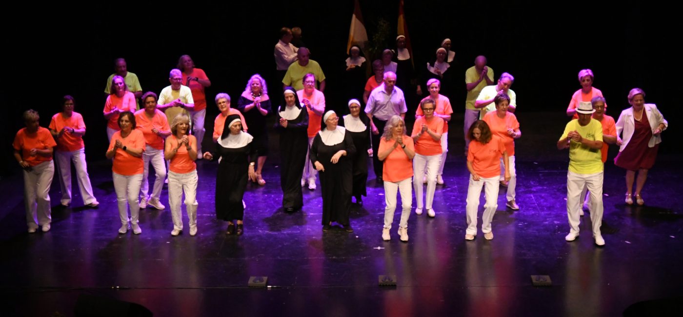 07-09-2025 COMEDIAS CON SALSA (365)