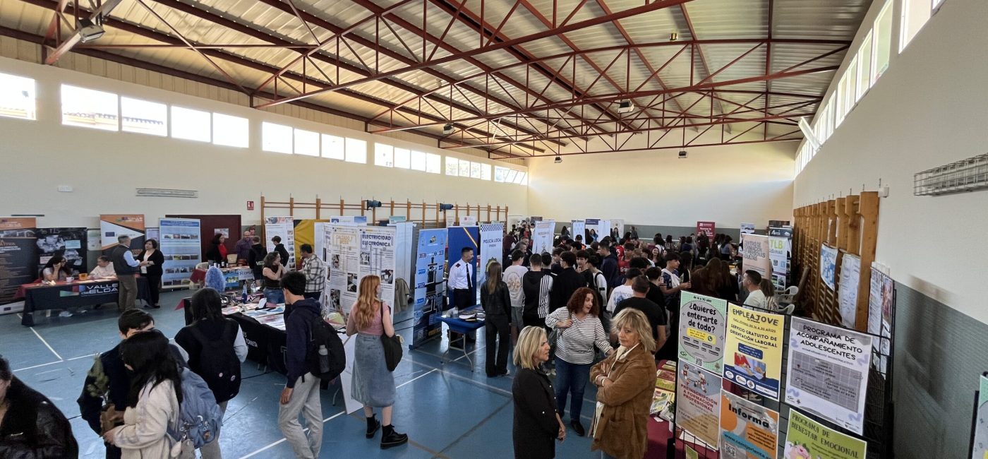 17-04-2026 FERIA EDUCACIÓN (47)