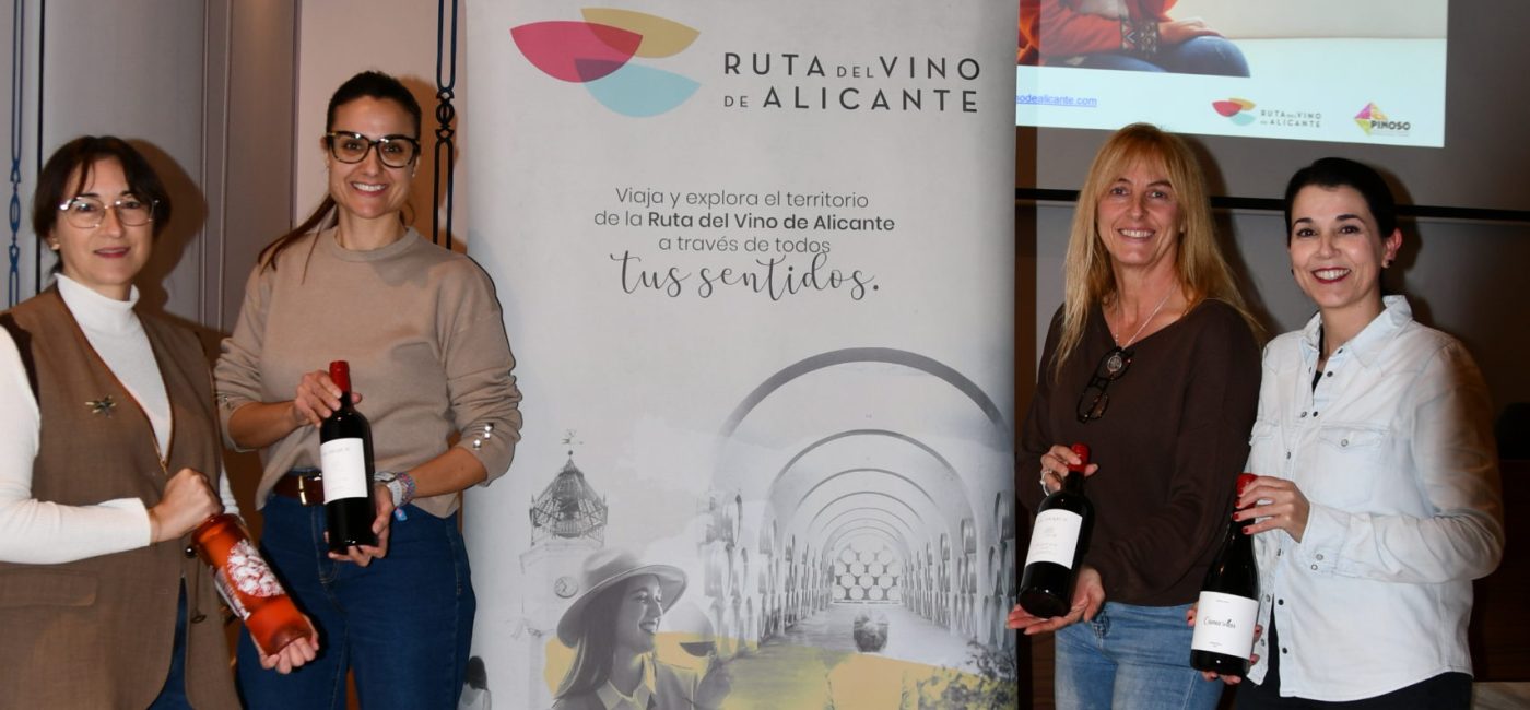 17-12-25 CATA DE VINOS NAVIDAD (8)