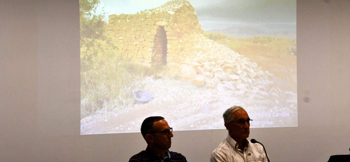 19-11-2025 CHARLA PEDRA SECA JUAN FRANCISCO TENZA Y PERE BLASCO (16)