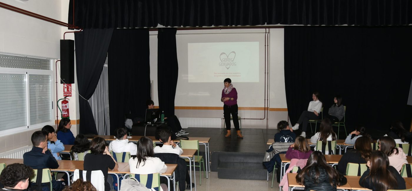 24-01-2025 TALLER SEXUALIDAD POR EMMA ASENSI (5)