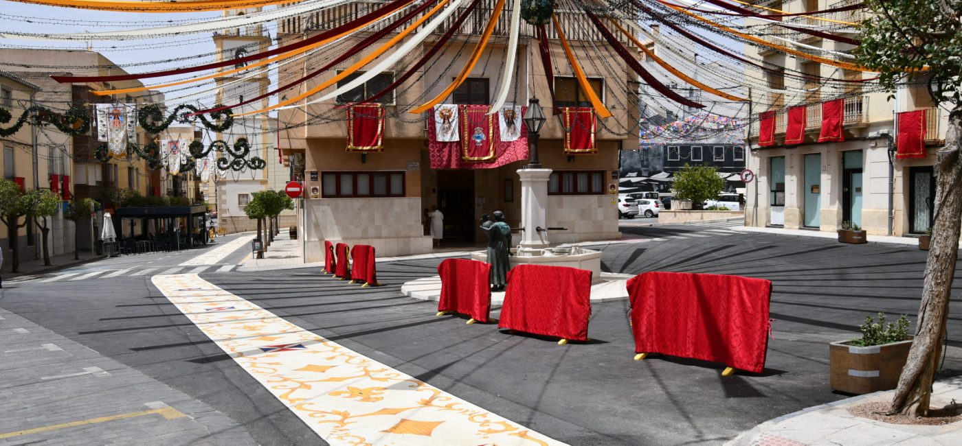 24-07-2026 INAUGURACIÓN DECORACIÓN FERIA Y FIESTAS (63)