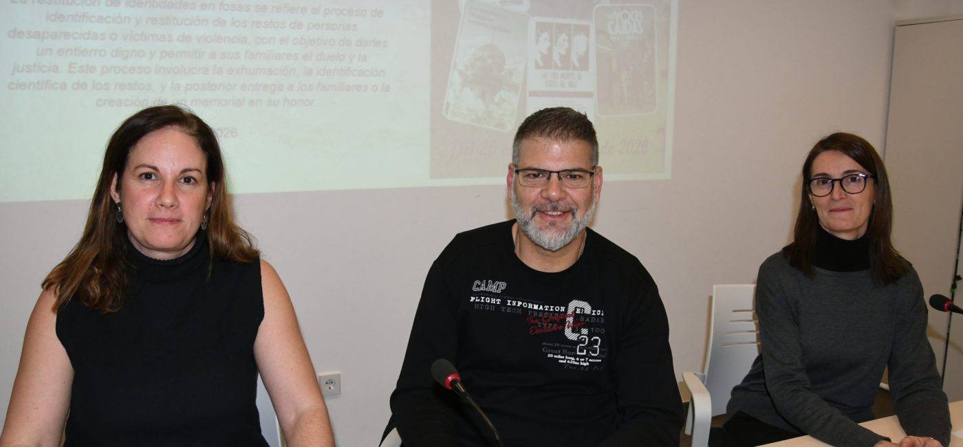 27-01-2026 CHARLA CEMENTERIO ALICANTE MARIA HABER (1)