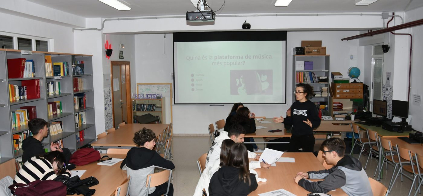 28-01-2025 TALLER MÚSICA LORENA ESCANDELL (14)