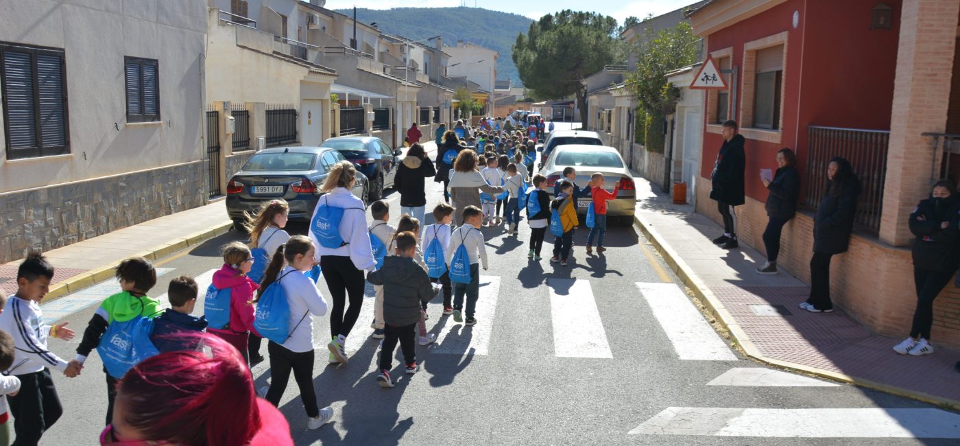 30-01-2025 DÍA DE LA PAZ SANTA CATALINA Y MARCHA SOLIDARIA (9)