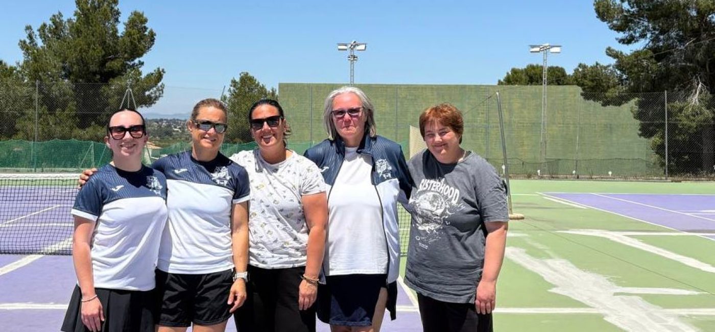 equipo femenino tenis